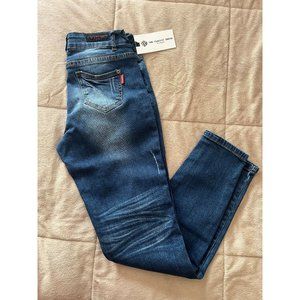*NEW* w/tags The Classic Denim Los Angeles Denim Jean Distressed Faded